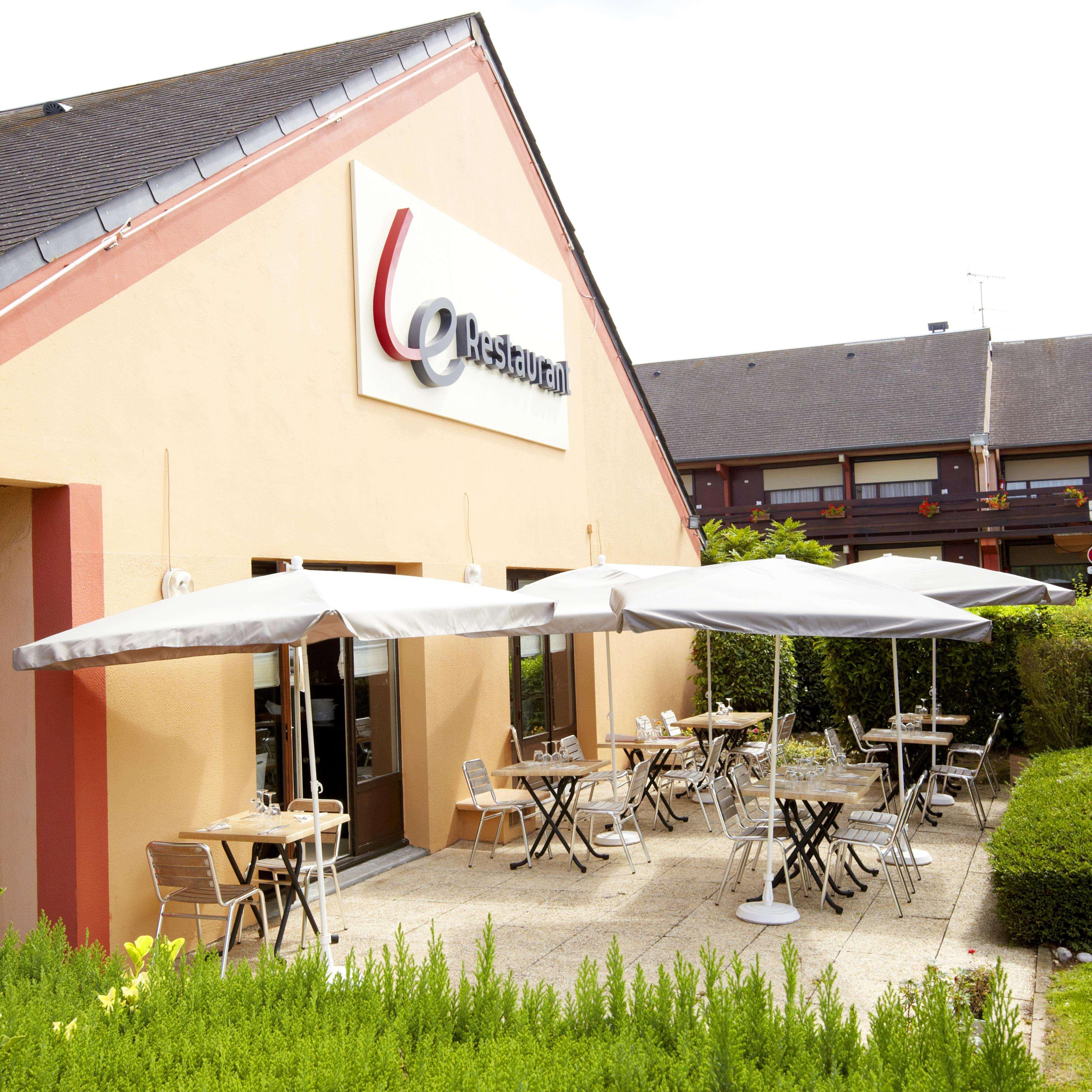 Campanile Rouen Nord - Barentin Hotell Exteriör bild