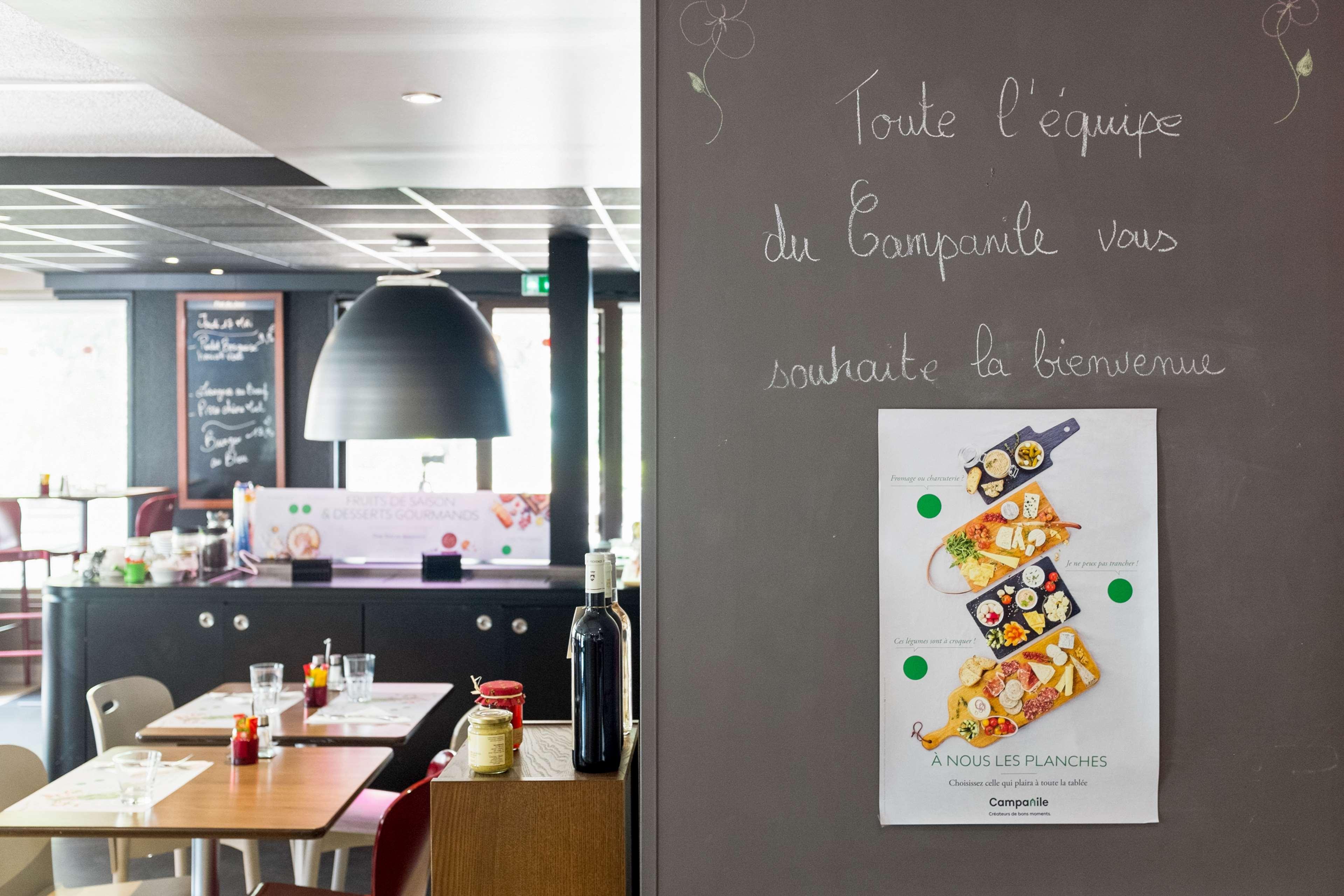 Campanile Rouen Nord - Barentin Hotell Exteriör bild